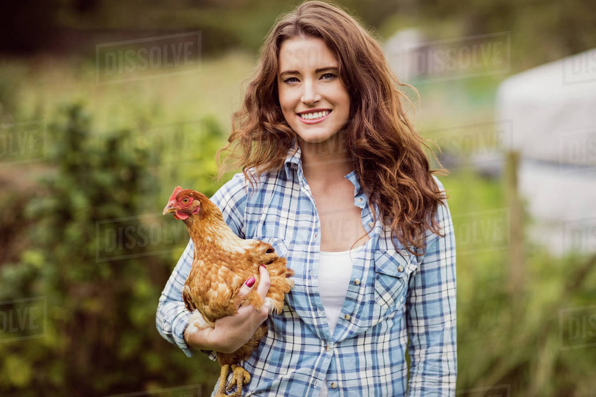 women-with-chicken